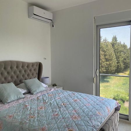 אולסינץ' Rasi Luxury Apartments מראה חיצוני תמונה