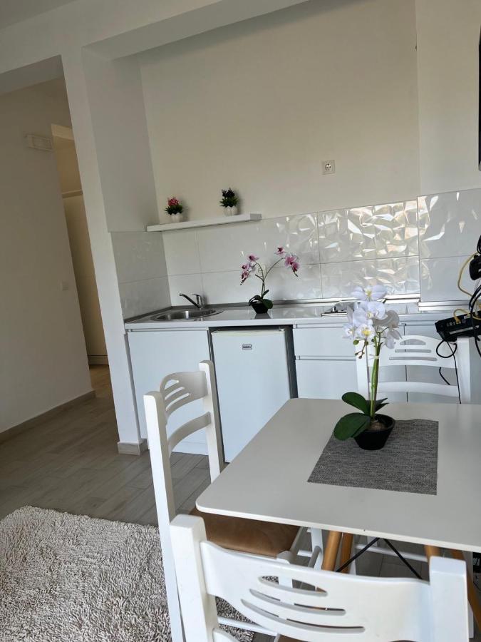 אולסינץ' Rasi Luxury Apartments מראה חיצוני תמונה
